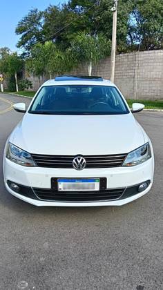 VOLKSWAGEN JETTA 2.0 TSI HIGHLINE 211CV GASOLINA 4P TIPTRONIC